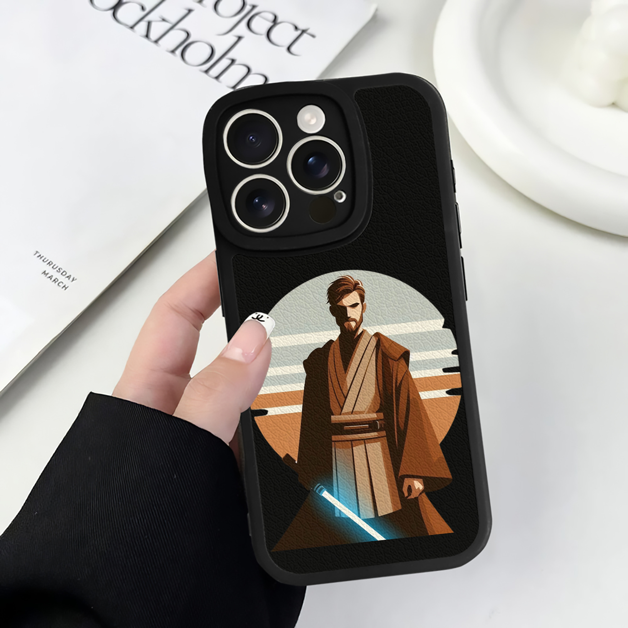 （画像用） スター・ウォーズ Star Wars 【iPhone 16シリーズ対応】シリコンスマホケース（レザー調） 材質：シリコン